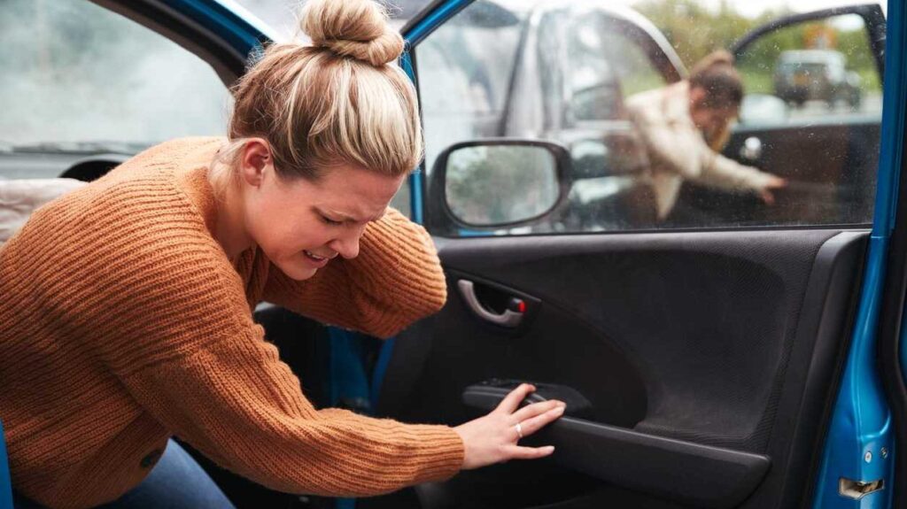 injury-from-a-car-crash Top Rehab is a MVA clinic effective treatments of whiplash injuries and mental health